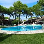Relax And Fun By The Pool *